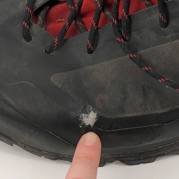 Arc’Teryx Bora 2 Mid GTX Hiking Boots Mens Size 13 Black Red Liner‎